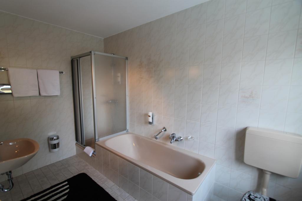 شفانغو Hotel Pension Schwansee الغرفة الصورة